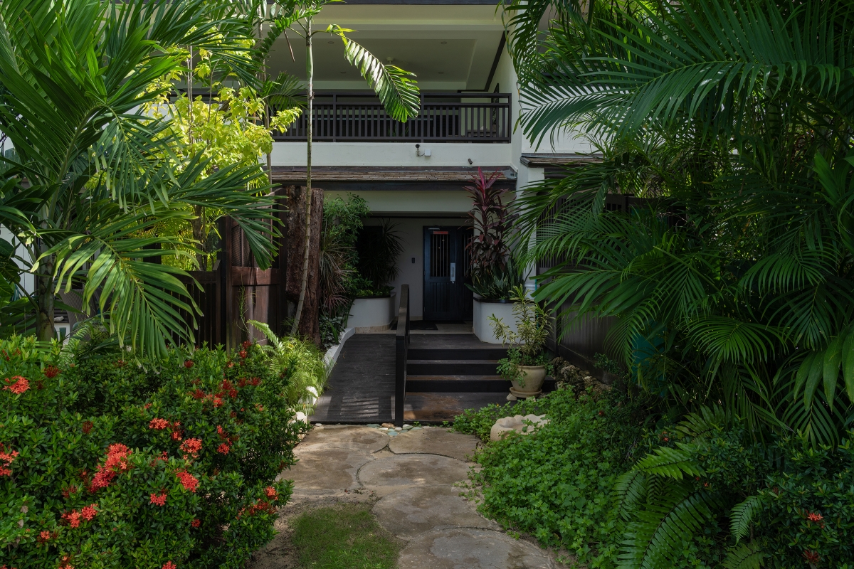 Coral Cove 10